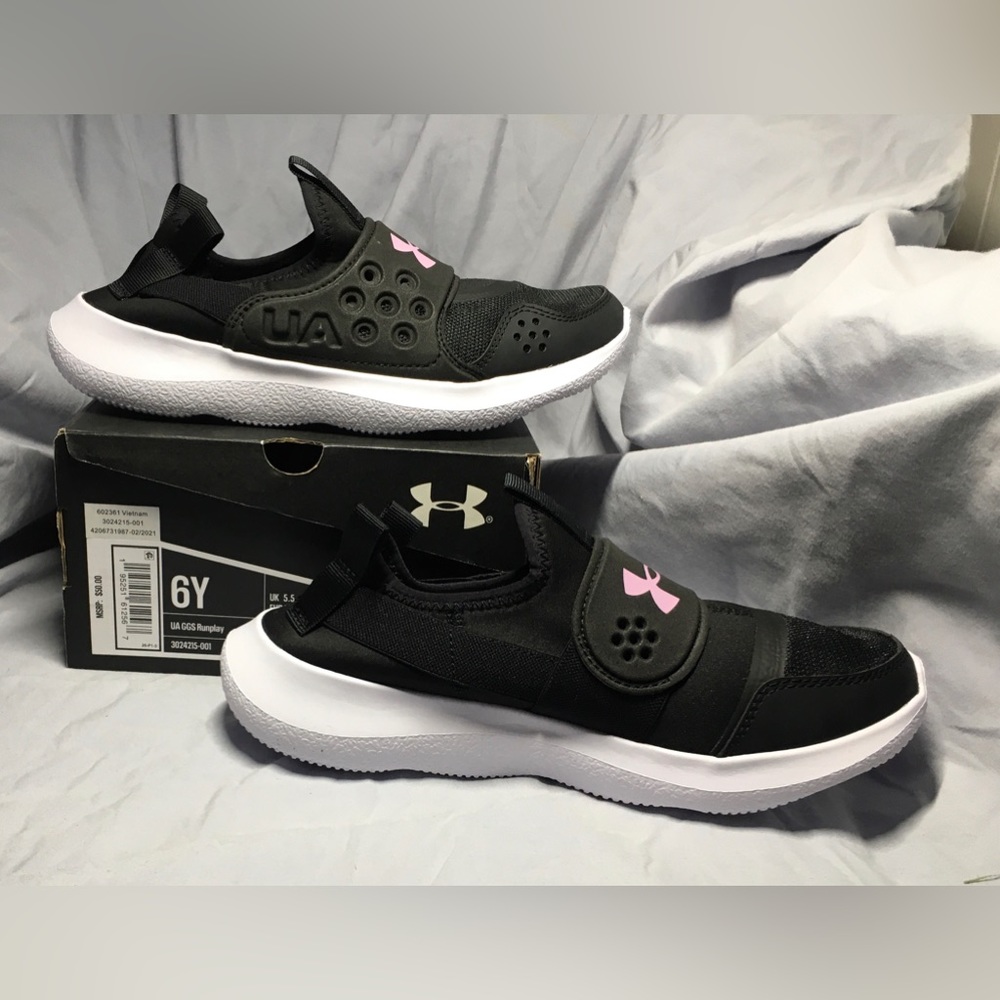Under Armour sneakers - NIB - Picture 4 of 6